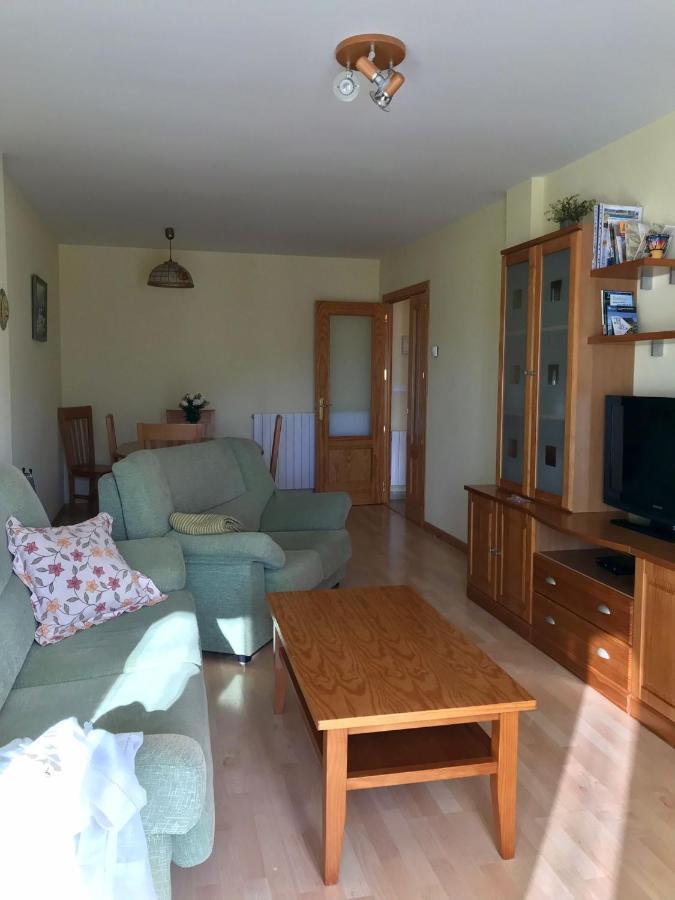 Bisaurin Jaca Apartamento Exterior foto